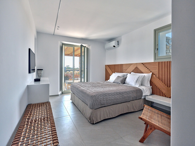 Bedroom 4, Villa Rojo, South Aegean