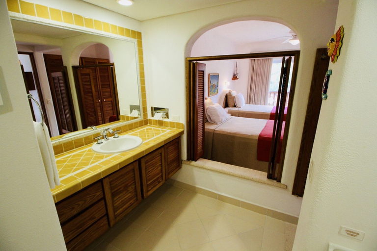 Bathroom 4, Las Villas Akumal 3B-12 by SkyRun, Cozumel