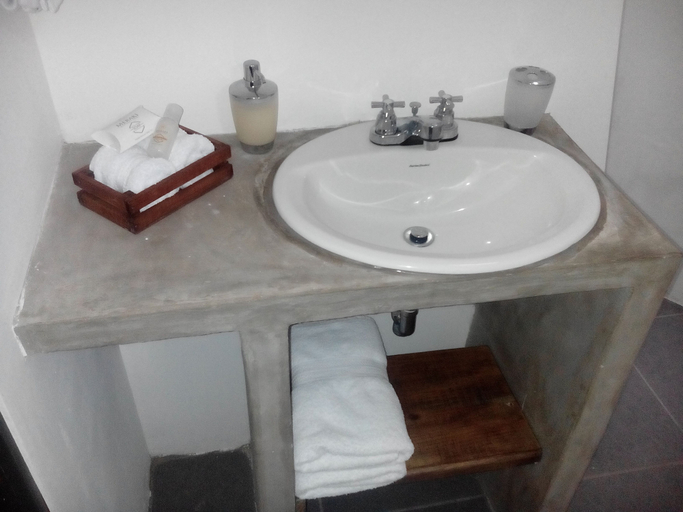 Bathroom 4, Meraki Boutique Hotel, ZONA 10