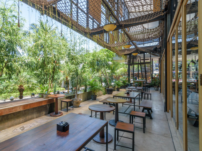 Food & Drinks 5, Kokonut Suites Seminyak, Badung