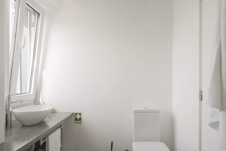 Bathroom 3, Family Holidays in Madeira - Casa da Lombada, Funchal