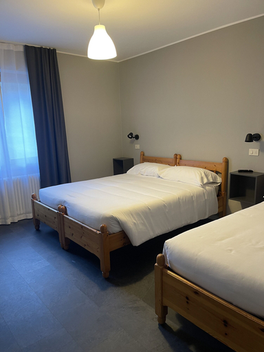 Bedroom 2, Sport Club Hotel, Sondrio