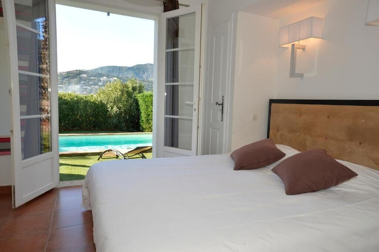 Bedroom 4, Lagrange Vacances - Le Domaine L'Eilen, Var