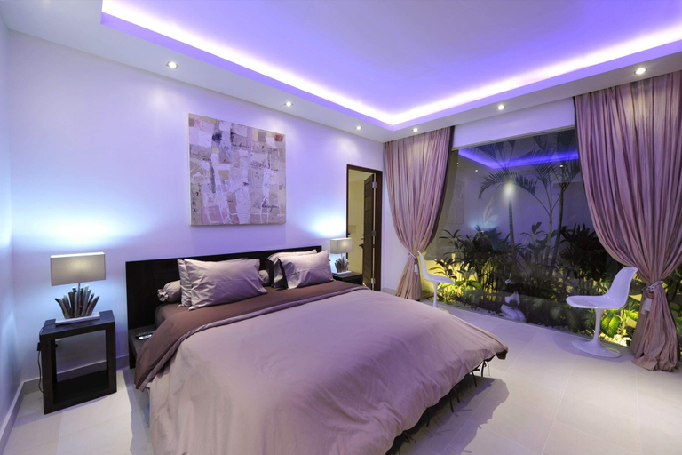 Bedroom 2, Elegant Private Villa, 3 BR, Seminyak With Staff, Badung