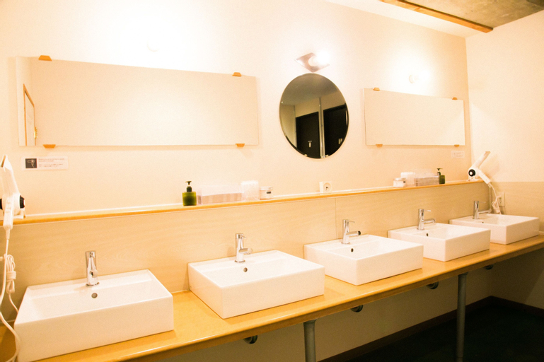 Bathroom 4