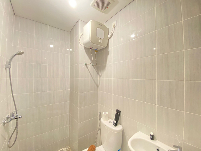 Bathroom 10