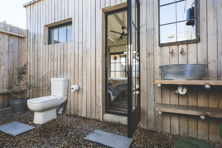 Bathroom 3, The Farmstead Franschhoek, Cape Winelands