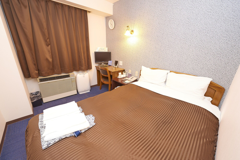 Bedroom 3, Famy Inn Makuhari, Narashino