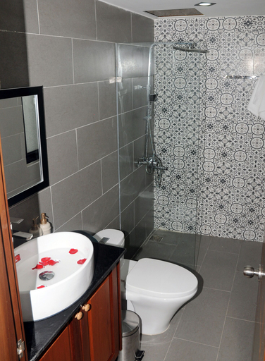 Bathroom 5, Hoi An Riverlight, Da Nang