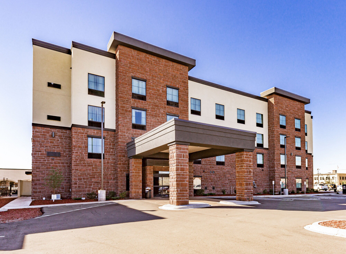 Exterior & Views 4, Cobblestone Hotel & Suites - Cullman, Cullman