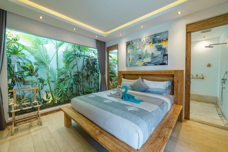 Bedroom 2, Villa Harlow: Stylish 3BR Villa - Centrally Located in Berawa, Badung