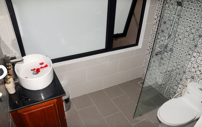 Bathroom 4, Hoi An Riverlight, Da Nang