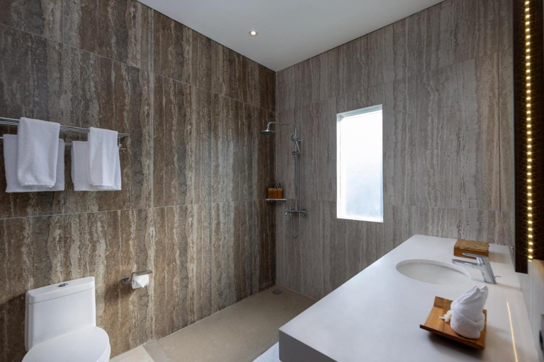 Bathroom 5, Villa Umadahayu, Denpasar