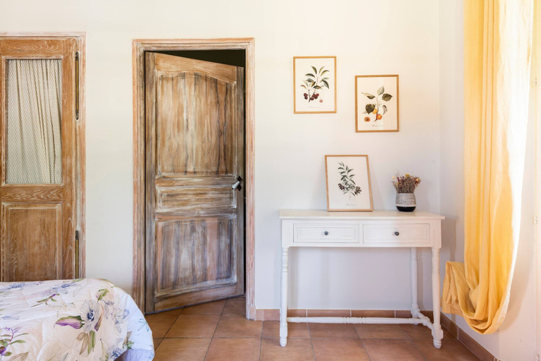 Bedroom 3, Mas de Lure, Bouches-du-Rhône