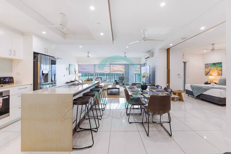 Food & Drinks 4, ZEN CROWN TOWERS - 3Bedroom Luxury Pad, Darwin