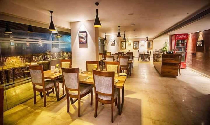 Food & Drinks 4, Hotel Citrus Prime, North Goa