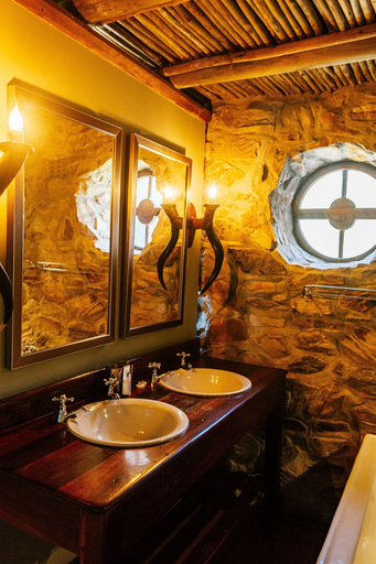 Bathroom 4, Buccara Noetzie - Lindsay Castle, Eden