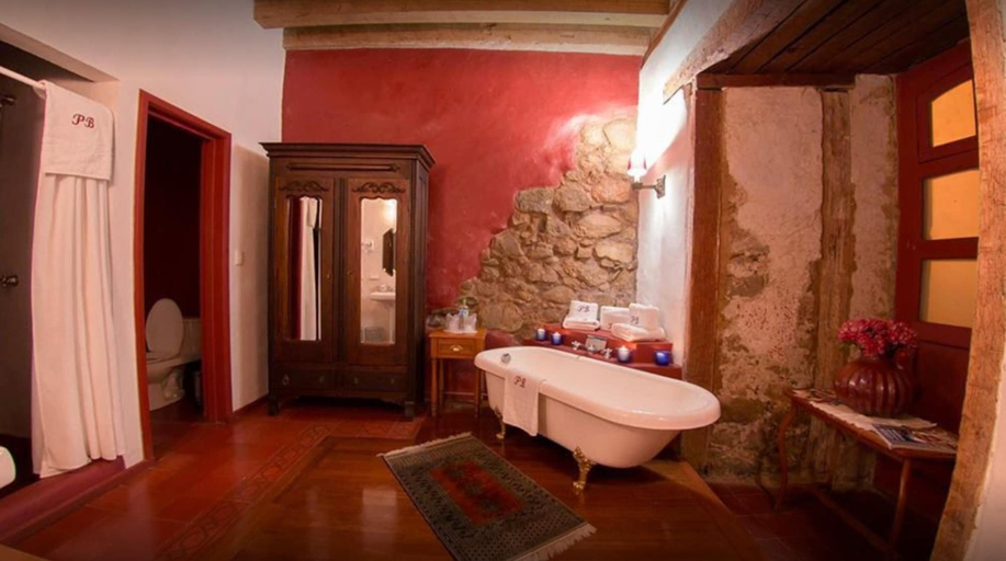 Bathroom 3, Posada La Basilica, Pátzcuaro