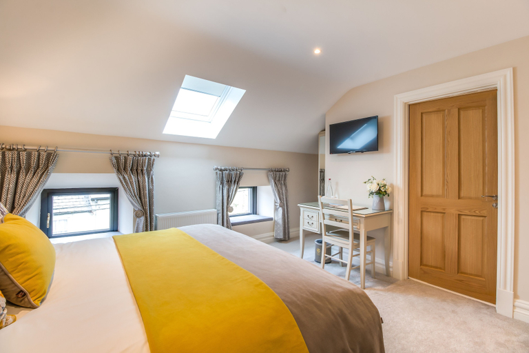 Bedroom 3, Kingstons Townhouse