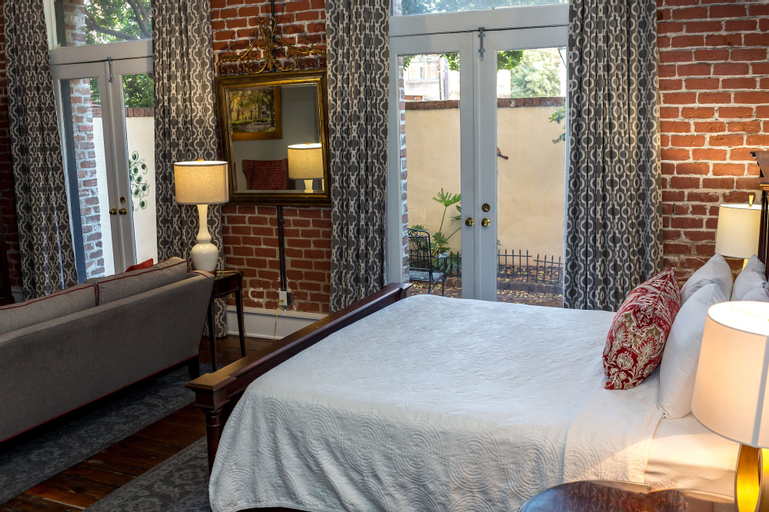 Bedroom 14