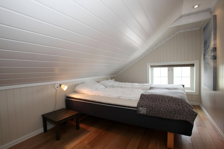 Bedroom 3, Havsdalsgrenda Apartments, Hol