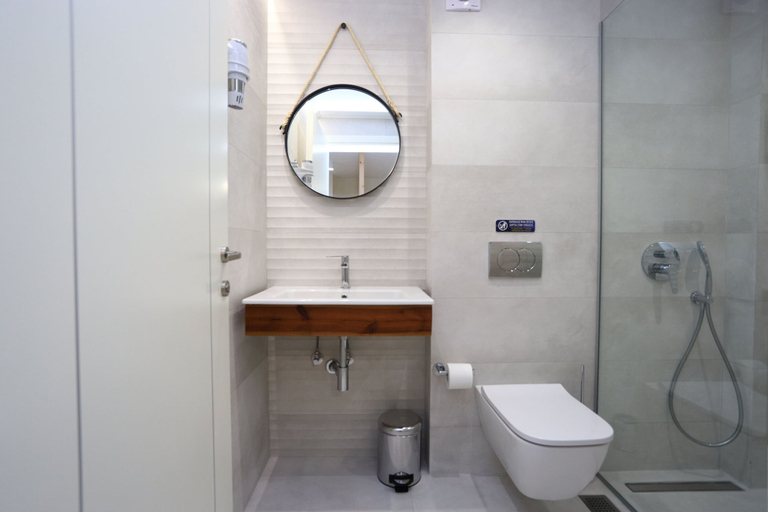 Bathroom 5, ONAR OURANOUPOLIS, Central Macedonia