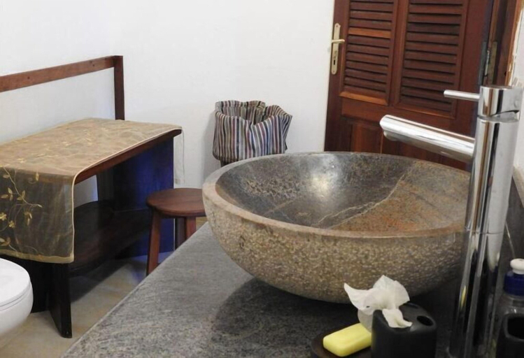 Bathroom 4, La Residence de La Baie, Diana