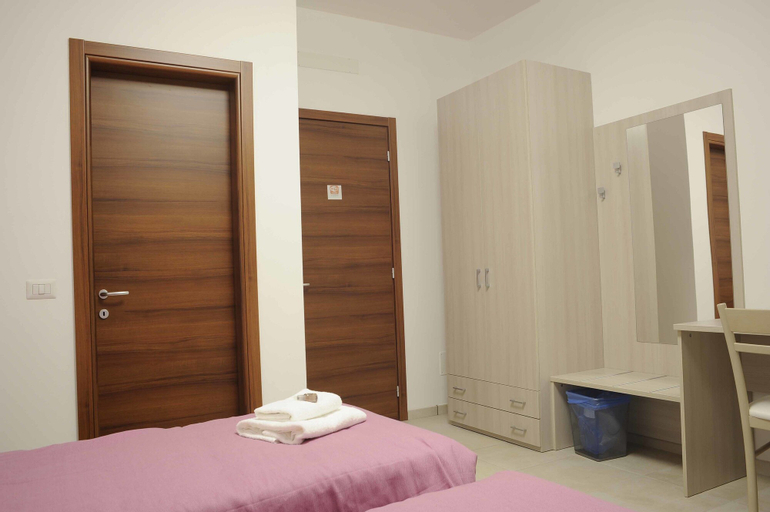 Bedroom 6