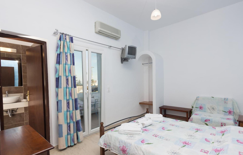 Bedroom 2, Villa Pelekanos, South Aegean