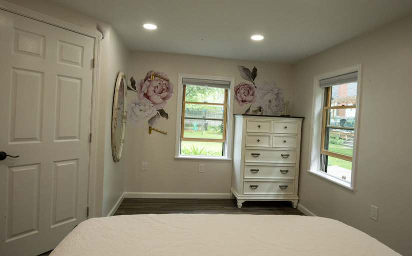 Bedroom 2, Ithaca Boat House, Tompkins