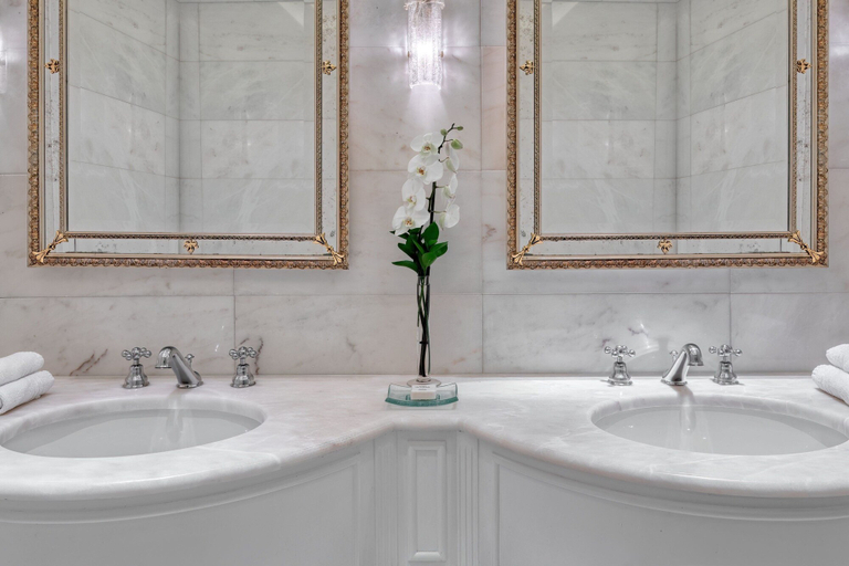 Bathroom 5, King George, a Luxury Collection Hotel, Athens, Attica