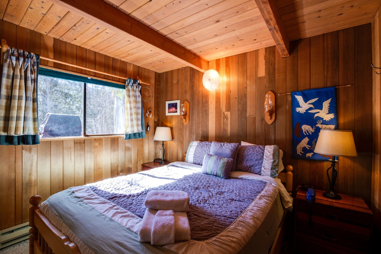 Others 5, 53MBR - Hot Tub - Wi-Fi - Sleeps 6, Whatcom