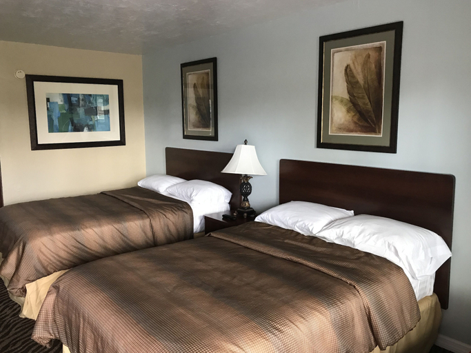 Bedroom 3, Immokalee Inn, Collier