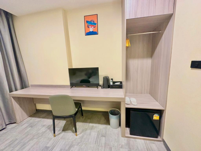 Bedroom 5, Nona Hotel, Ratchathewi
