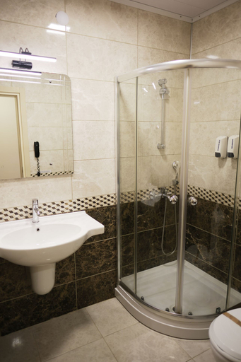 Bathroom 5, Troia Tusan Hotel, Merkez