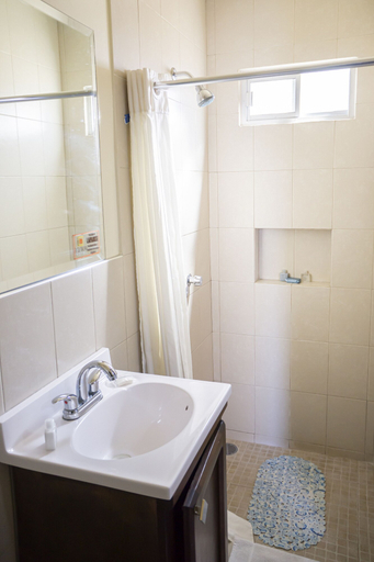 Bathroom 4, Hotel Elva, Caborca