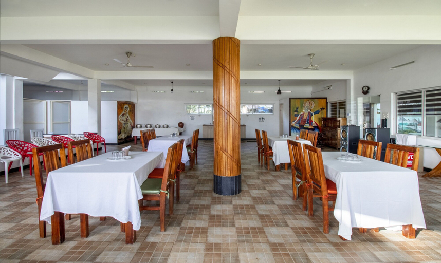 Food & Drinks 4, Treebo Majestic Retreat, Thiruvananthapuram