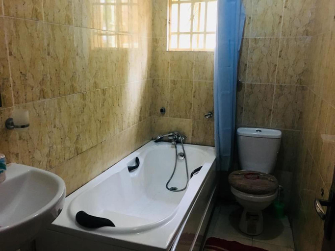 Bathroom, Feligold Royal Hotel Benin, Ikpoba-Okha