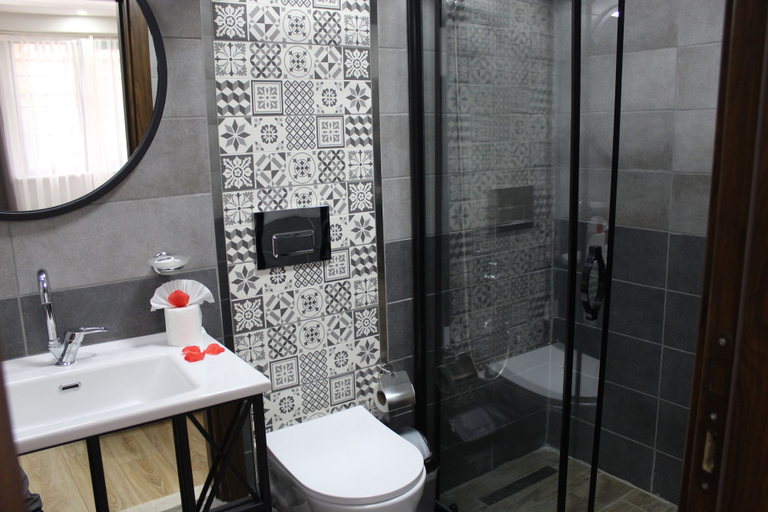 Bathroom 5, Han Suite Hotel, Fatih