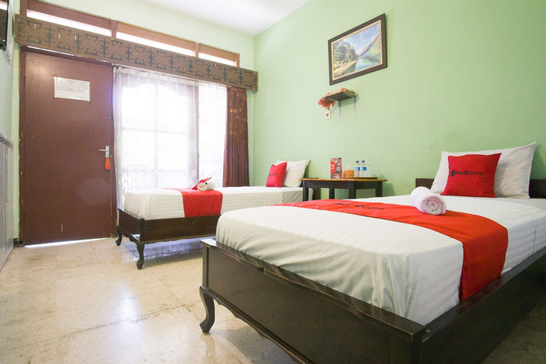 Bedroom 13
