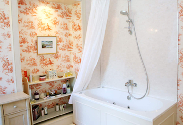 Bathroom 2, Kirklands Bed & Breakfast, Scottish Borders