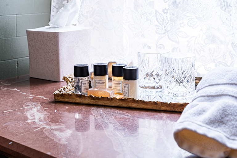 Amenities 2