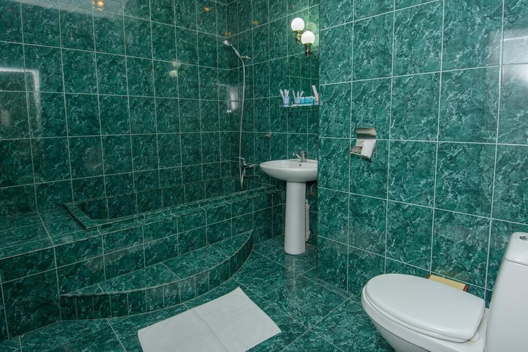 Bathroom 3, Silk Road Hotel, Tbilisi