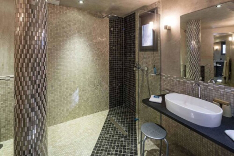 Bathroom 4, Hostellerie Les Gorges de Pennafort, Var