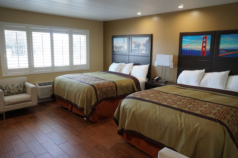 Bedroom 2, Muir Woods Lodge, Marin