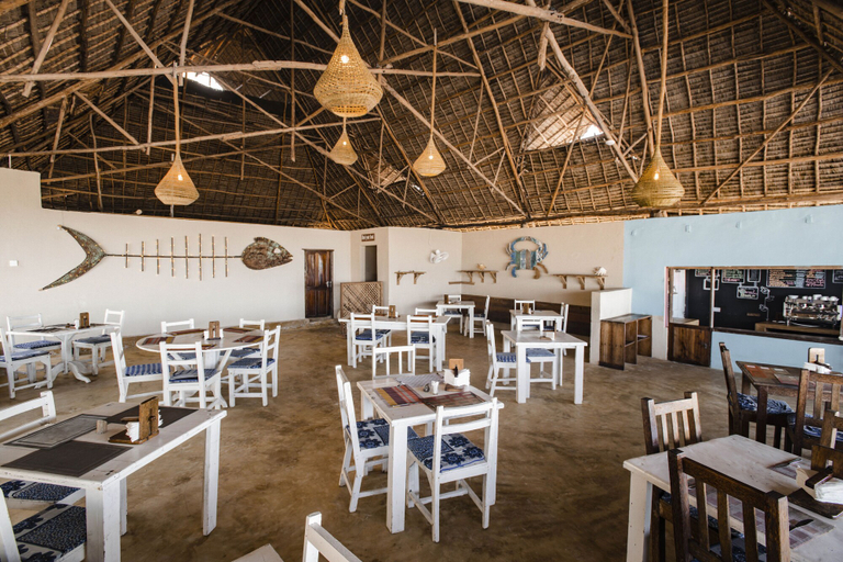 Food & Drinks 5, Paje Beach Apartments & Hotel, Kusini
