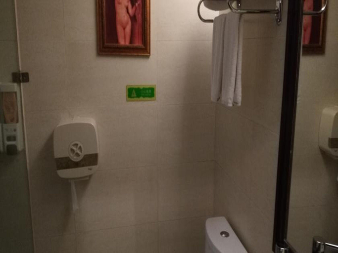 Bathroom 4, Vienna Hotel Shenzhen Shekou Haishang Shijie Airong, Shenzhen