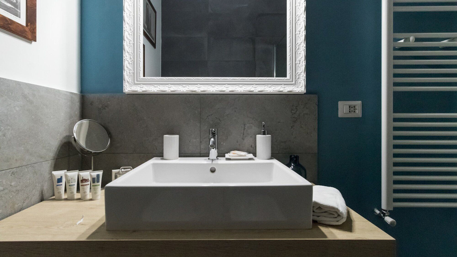 Bathroom 5, Mi-vige13a3 - Vigevano 13, Milano