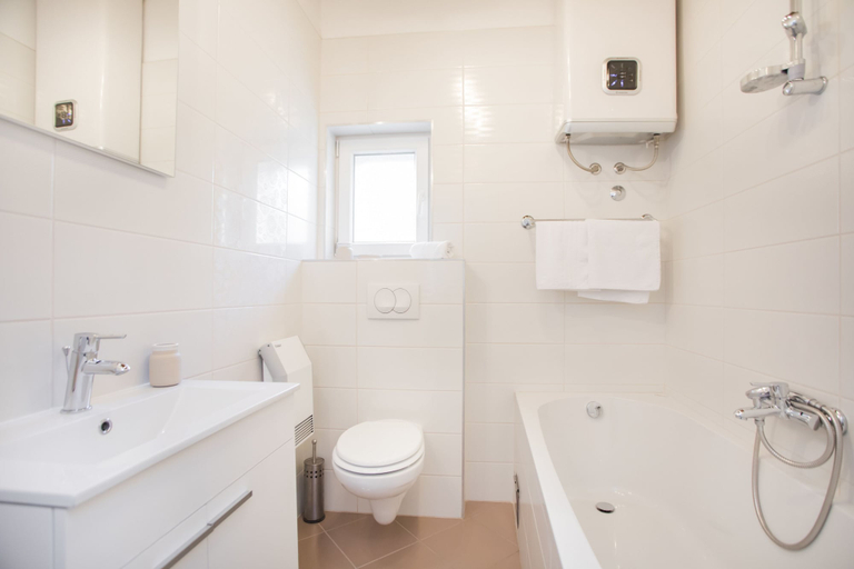 Bathroom 3, Apartments Nove crkve, Šibenik