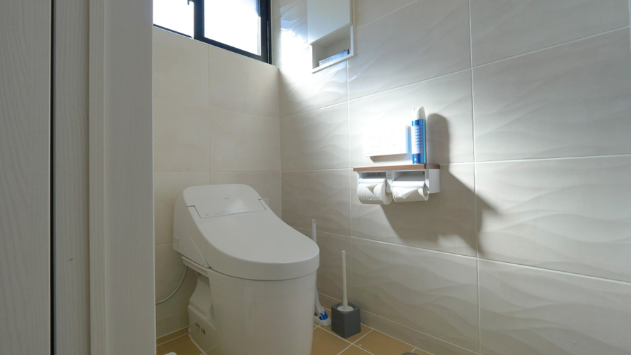 Bathroom 4, Ocean View/ Rooftop sauna &BBQ/ 12 People/PADEL 2F, Uruma